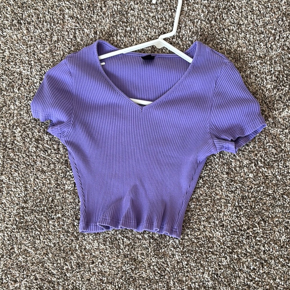 Purple Ribbed V-Neck Women's Top